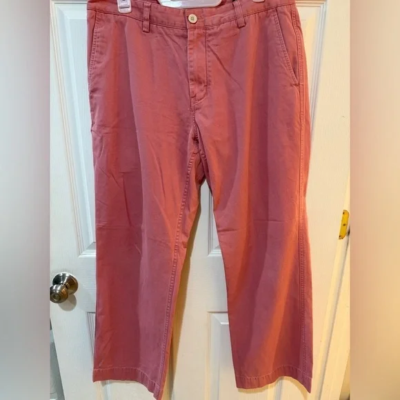 Vineyard Vines Pink Chino Pants Classic Style golf coastal vacation - Picture 1 of 4